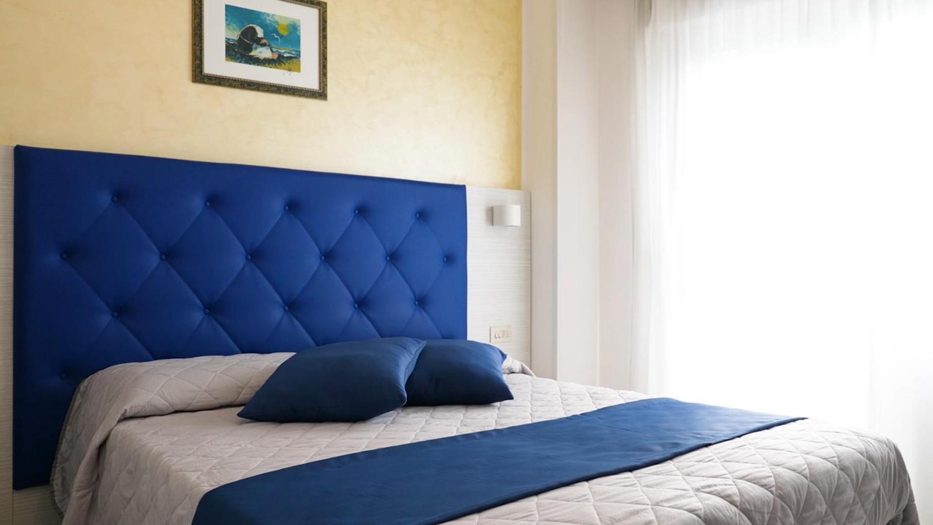 Hotel Haus Charlotte Сан Бенедето дел Тронто Екстериор снимка