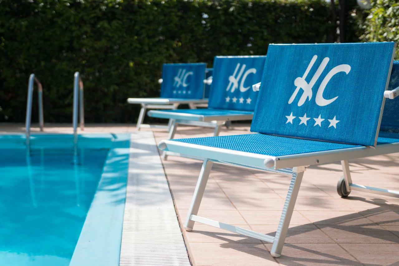 Hotel Haus Charlotte Сан Бенедето дел Тронто Екстериор снимка